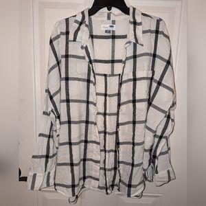 Old Navy Boyfriend Flannel, size XXL, black and white